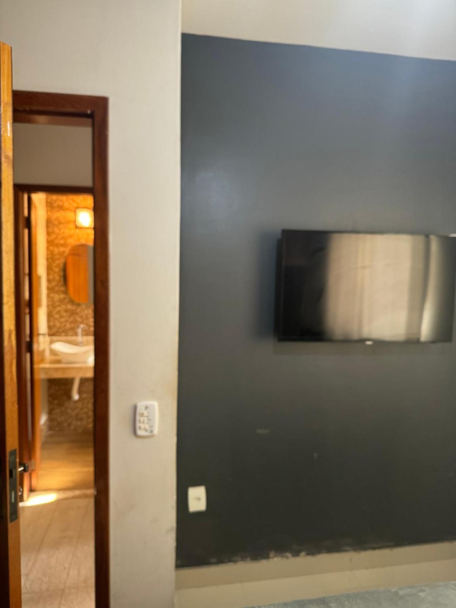 Serra Mar Suites,Lofts, E Casas A 300 Metros Das Praias Арраял-ду-Кабу Экстерьер фото