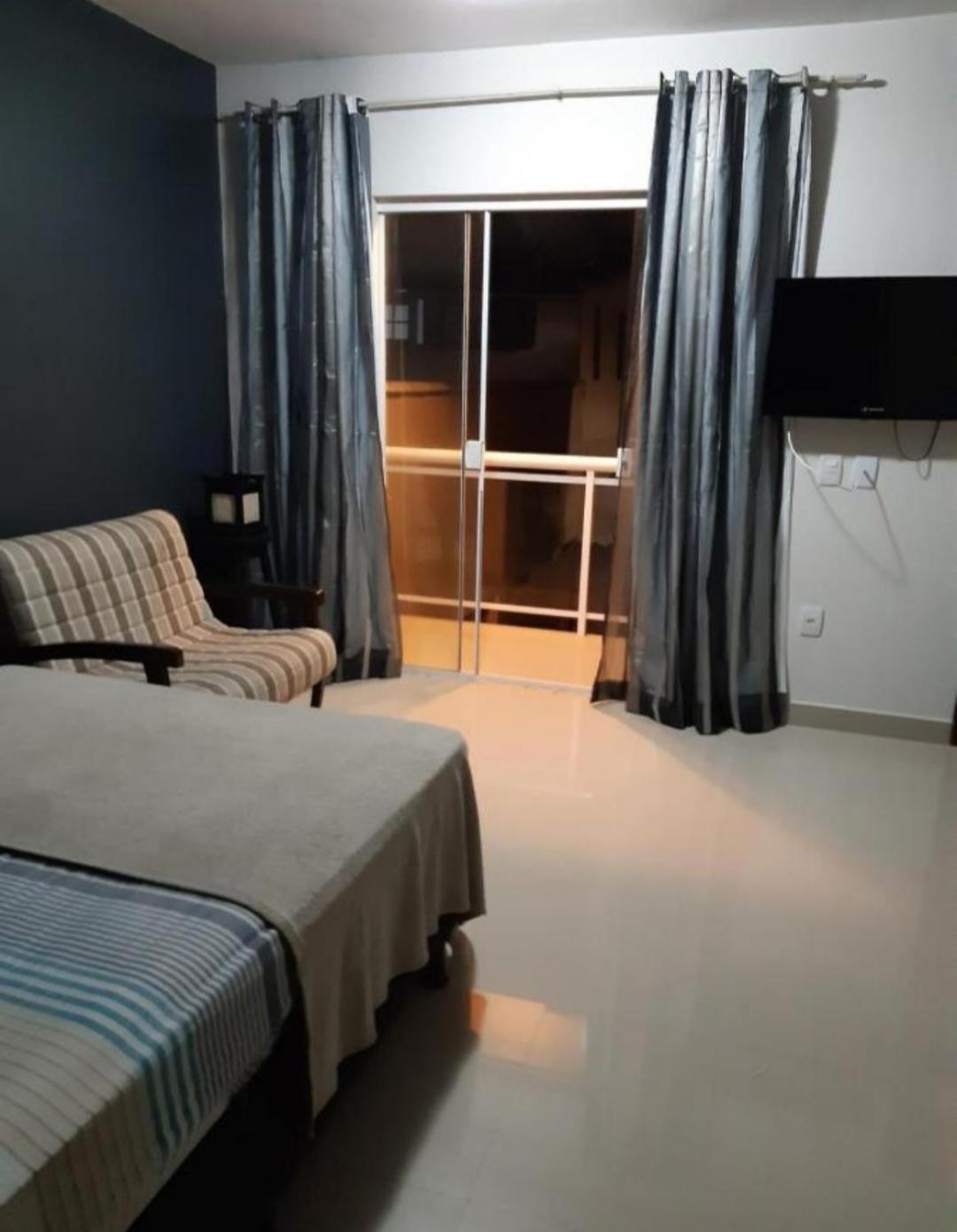 Serra Mar Suites,Lofts, E Casas A 300 Metros Das Praias Арраял-ду-Кабу Экстерьер фото